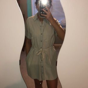 XS DENIM BUTTON UP DRESS WITH BELT